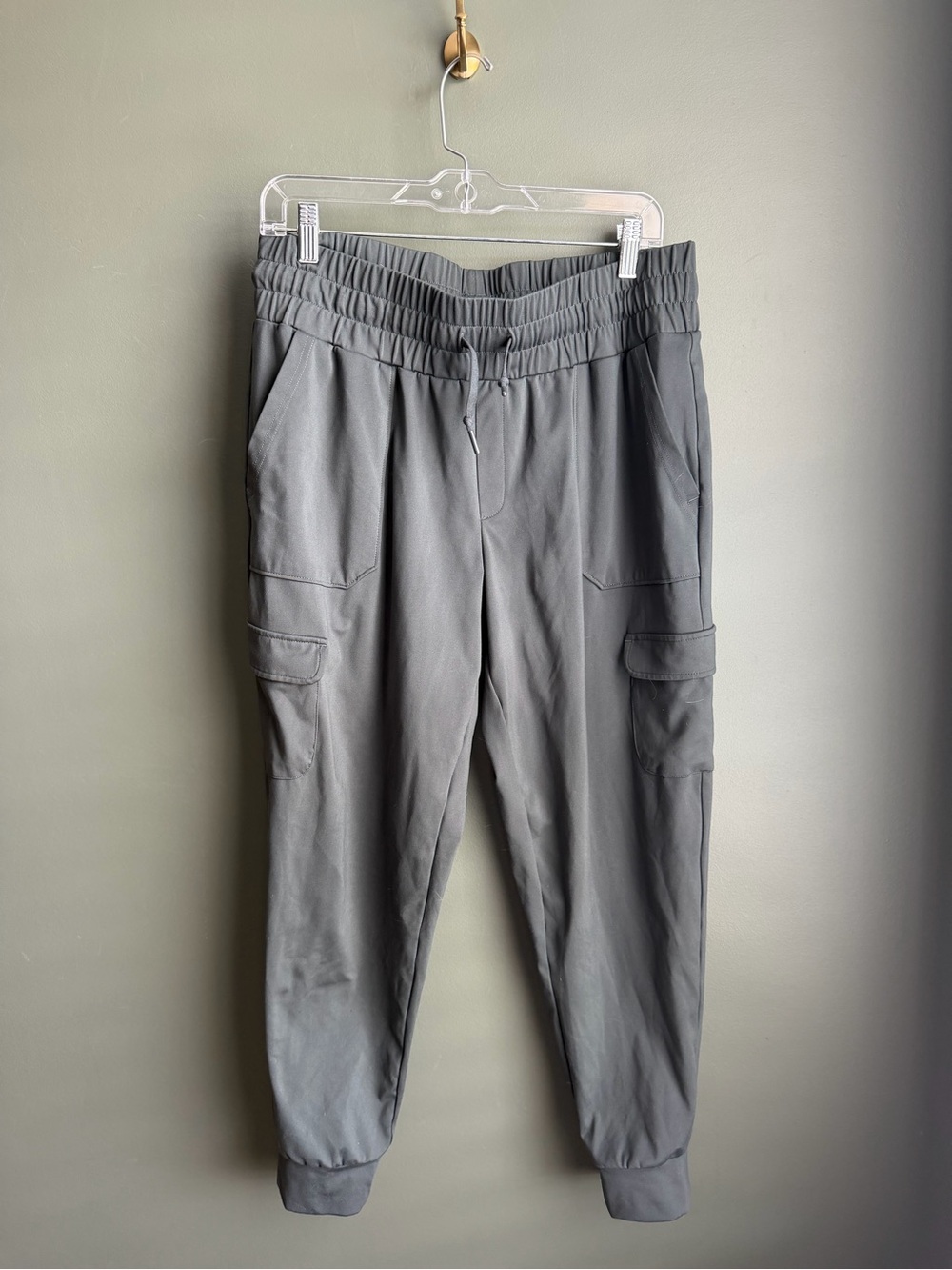 Mondetta Gray Cargo Jogger Pants - Elastic Waist